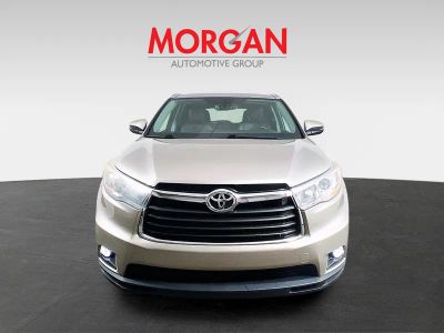 2015 Toyota Highlander — side profile view