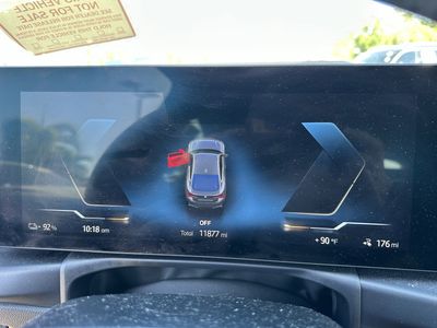 2023 BMW i4 — photo 34 view