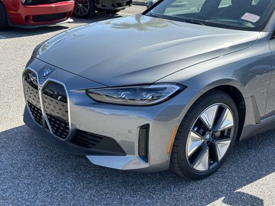2023 BMW i4 — photo 9 view