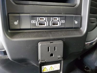 2026 Ram 2500 — photo 13 view