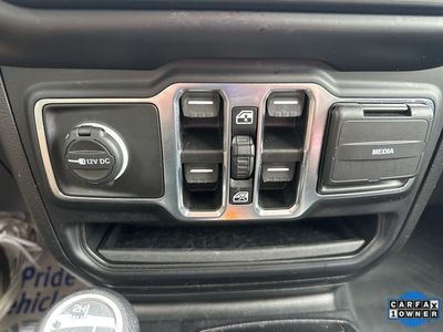 2021 Jeep Wrangler - Photo 64
