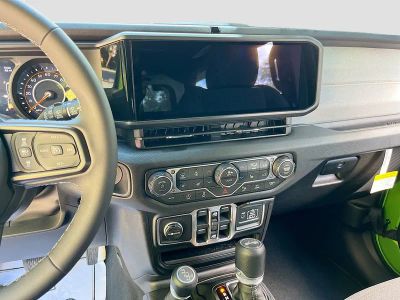 2026 Jeep Wrangler — photo 28 view