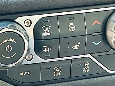 2026 Jeep Wrangler — photo 17 view