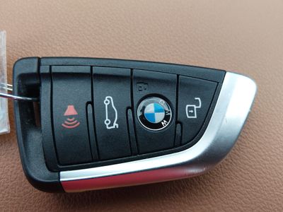2025 BMW 3 Series - Photo 15