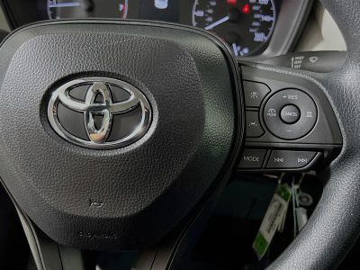 2025 Toyota Corolla — photo 17 view