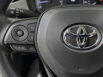 2025 Toyota Corolla — photo 16 view