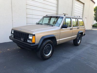 1989 Jeep Cherokee - Photo 11