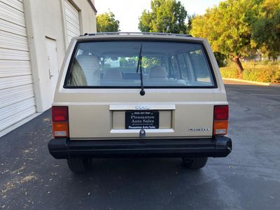 1989 Jeep Cherokee - Photo 5