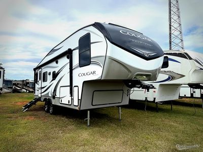 2023 Keystone Cougar Half-Ton - Photo 1