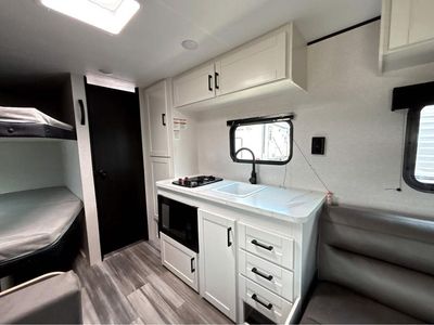2026 Jayco Jay Flight SLX - Photo 11