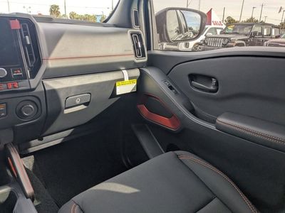 2026 Nissan Frontier — photo 15 view