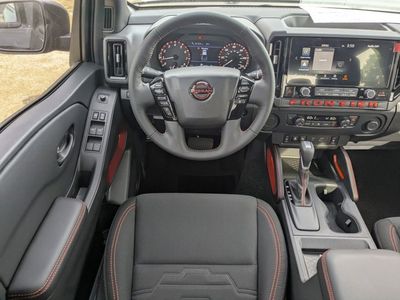2026 Nissan Frontier — photo 14 view