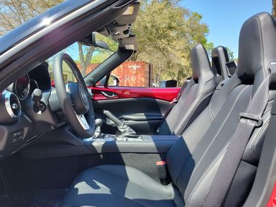 2026 Mazda MX-5 Miata - Photo 3