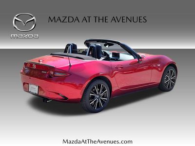 2026 Mazda MX-5 Miata - Photo 5