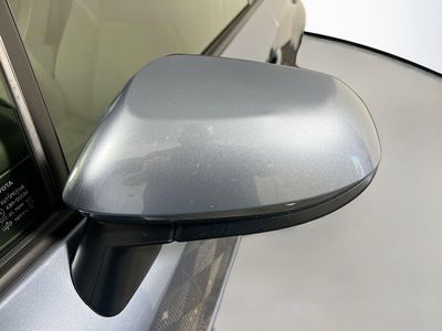 2025 Toyota Corolla Hybrid - Photo 10