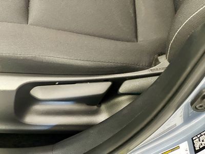 2025 Toyota Corolla Hybrid - Photo 13