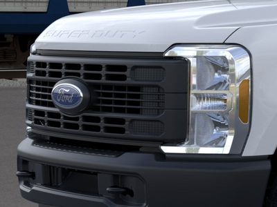 2026 Ford F-350 - Photo 4