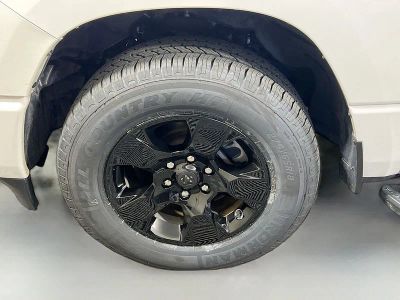 2023 Ram 1500 — photo 10 view
