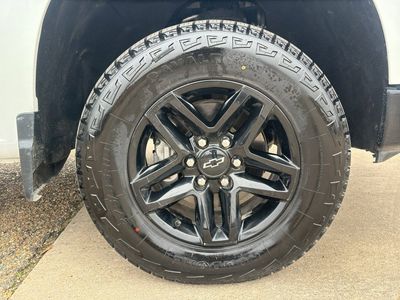 2023 Chevrolet Silverado 1500 - Photo 9