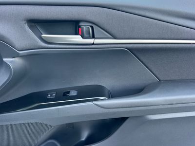 2026 Toyota Camry - Photo 18