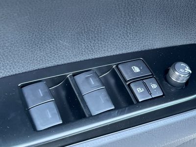 2026 Toyota Camry - Photo 13