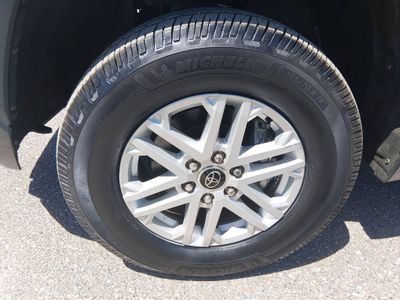 2023 Toyota Tundra 4WD - Photo 10