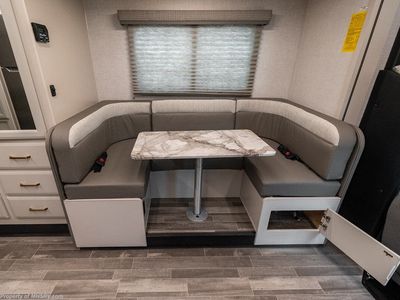 2025 Fleetwood Altitude - Photo 10