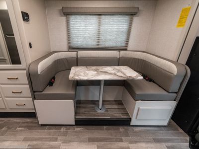 2025 Fleetwood Altitude - Photo 9