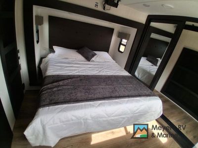 2026 Forest River RV Sabre - Photo 15