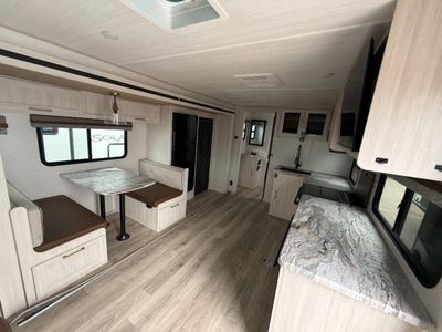 2024 Forest River Grand Surveyor - Photo 11