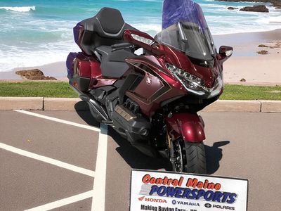 2025 Honda Gold Wing Tour 50th Anniversary - Photo 3