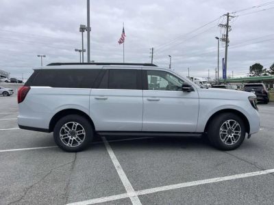 2026 Ford Expedition Max - Photo 2
