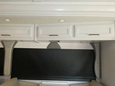 2026 Fleetwood Bounder - Photo 15