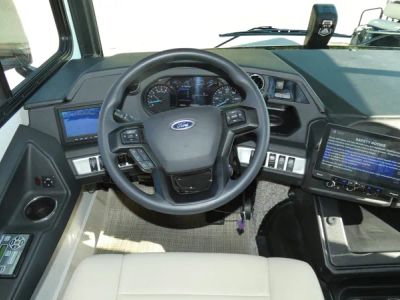 2026 Fleetwood Bounder - Photo 9