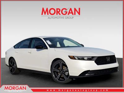 2026 Honda Accord Sedan SE in Platinum White Pearl — front three-quarter view