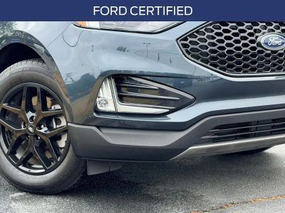 2023 Ford Edge — rear three-quarter view