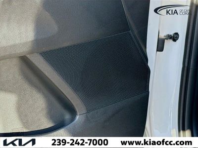 2026 Kia Sorento — photo 23 view