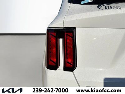 2026 Kia Sorento — photo 9 view