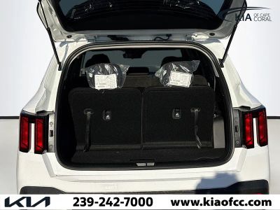 2026 Kia Sorento — photo 11 view