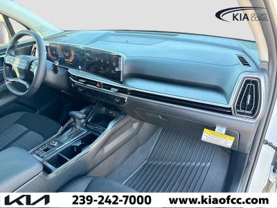 2026 Kia Sorento — photo 13 view