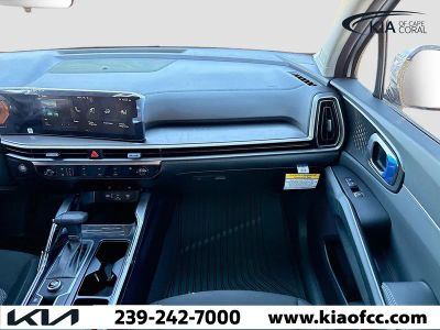 2026 Kia Sorento — photo 17 view
