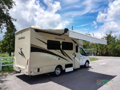 2022 Thor Motor Coach Gemini AWD — photo 25 view