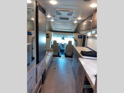 2022 Thor Motor Coach Gemini AWD — photo 38 view