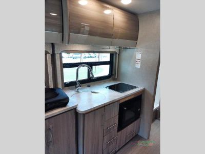 2022 Thor Motor Coach Gemini AWD — photo 31 view