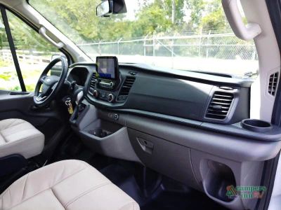 2022 Thor Motor Coach Gemini AWD — photo 18 view