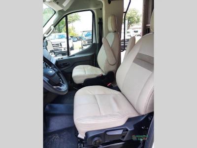 2022 Thor Motor Coach Gemini AWD — photo 14 view