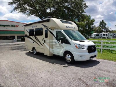 2022 Thor Motor Coach Gemini AWD — front three-quarter view