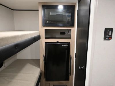 2026 Jayco PROWLER LYNX - Photo 5