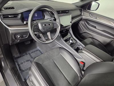2026 Jeep Grand Cherokee — photo 12 view