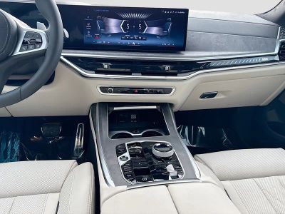 2026 BMW X7 — photo 20 view